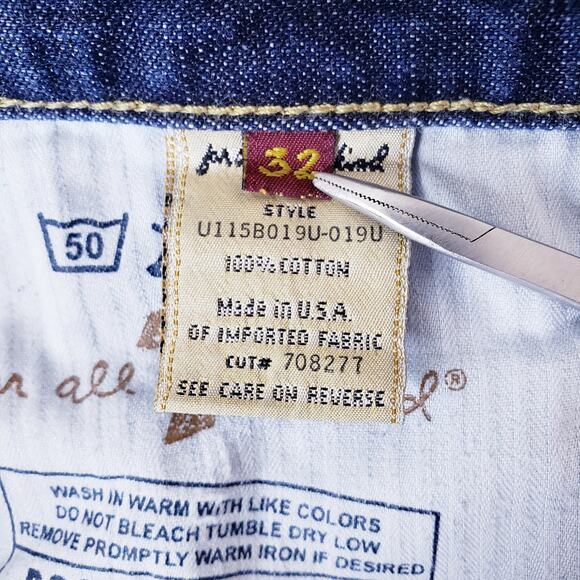 7 For All Mankind Women's Size 32 Dojo Flare Leg Jeans Medium Wash in VGUC - Picture 3 of 14